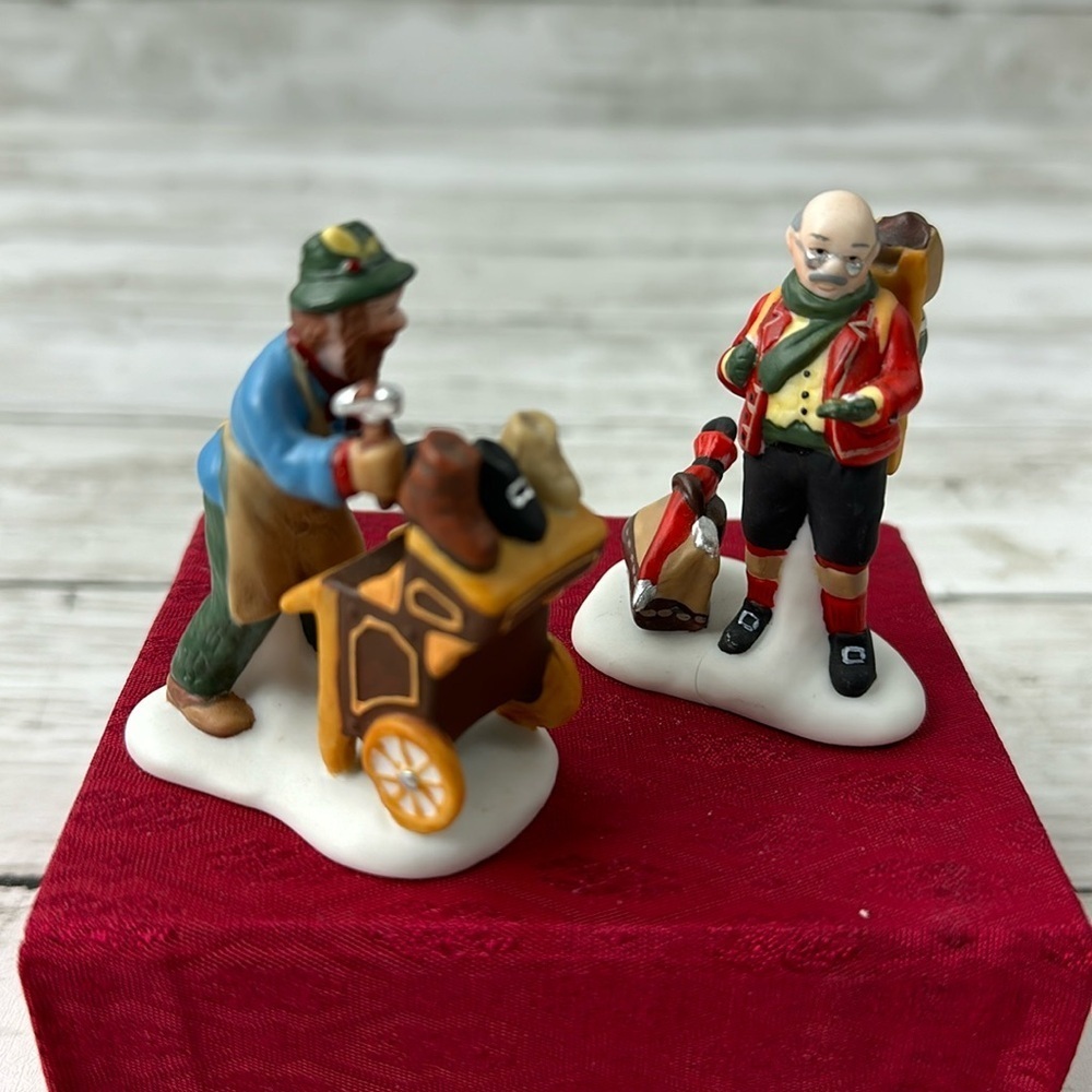 Dept 56 Heritage Village Cobbler & Clock Peddler 5839-4 Set of 2 repaired